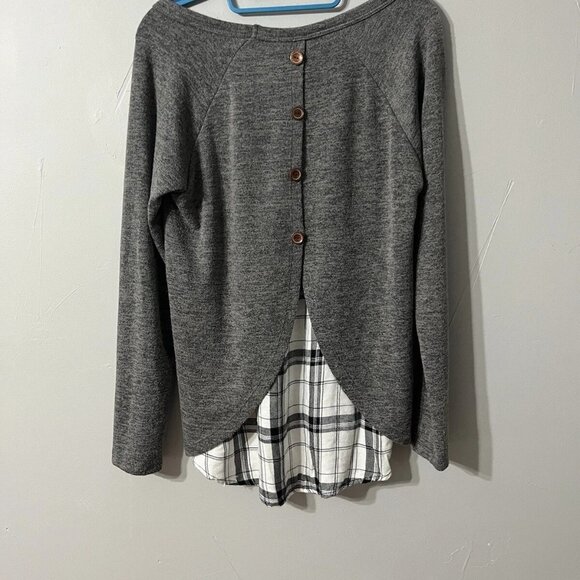 Jella C Pullover Tunic Top Wm M Gray Button And Plaid Detail - Picture 2 of 4